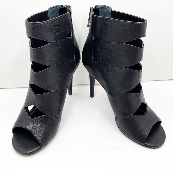 🆕{Charles by Charles David} Leather Gladiator Stiletto’s - Picture 6 of 16